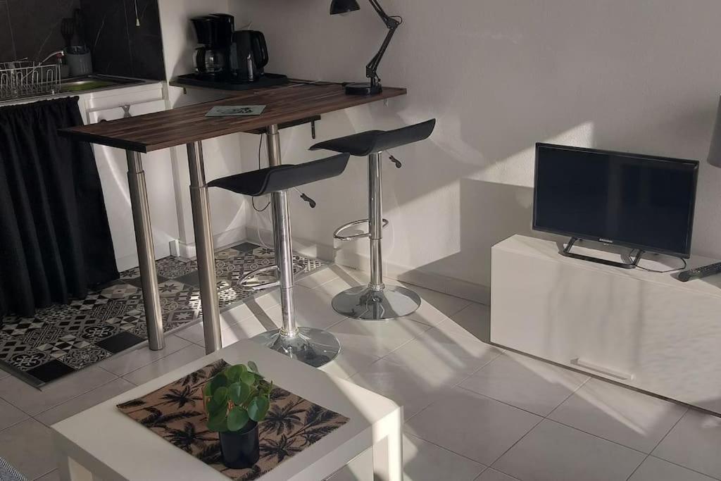 Studio Climatise, Lumineux A 5 Min De La Promenade Des Anglais Apartment Nice Exterior photo